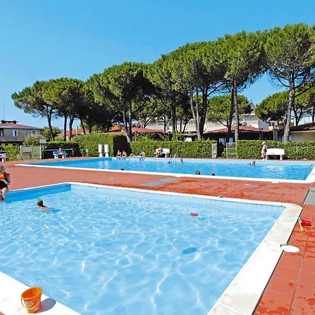 Daire Holiday Village Tivoli In *